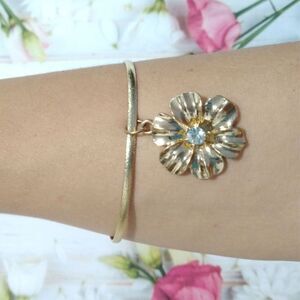 Vintage Floral Gold Charm Bracelet Fashion Jewelry